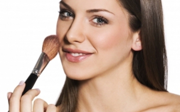 Sfaturi si trucuri de make-up pentru un look fresh
