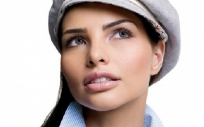Vrei o schimbare de look? Alege lentilele de contact potrivite!