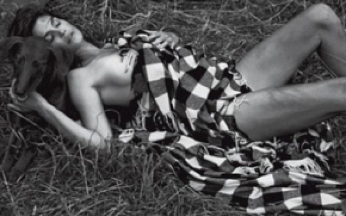 Cindy Crawford, in ipostaze erotice la 47 de ani!