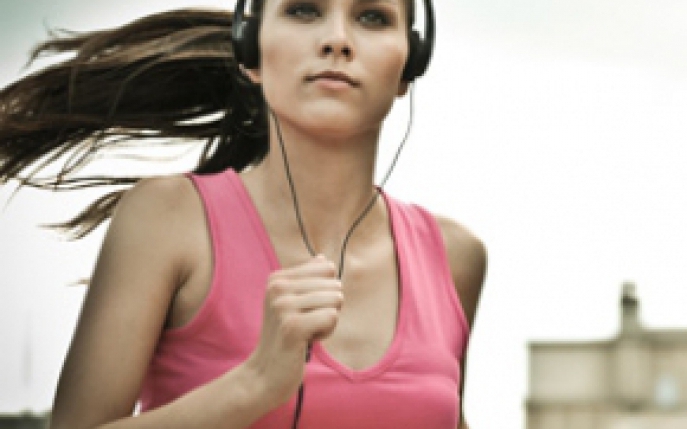 Muzica pentru jogging: alege un playlist care sa iti puna sangele in miscare!