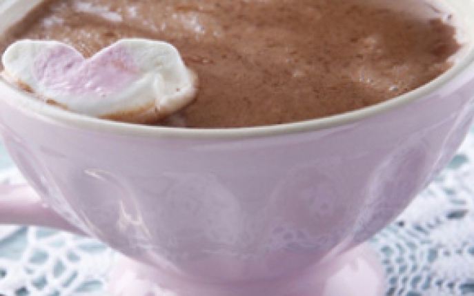 Ciocolata calda, groasa – reteta unei bauturi perfecte