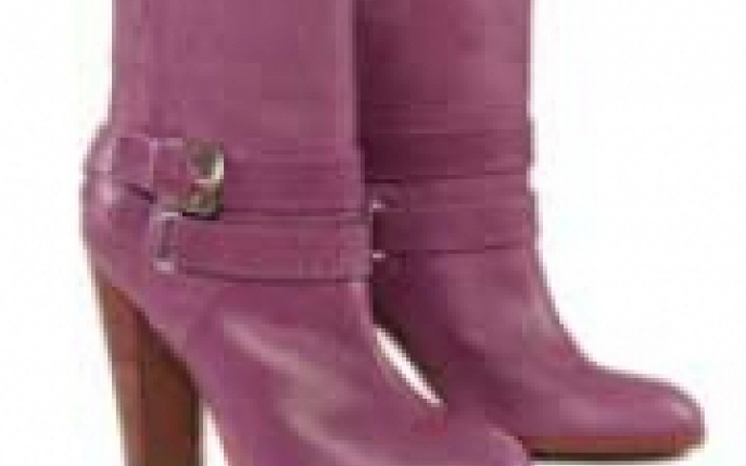 Cizme vs. botine