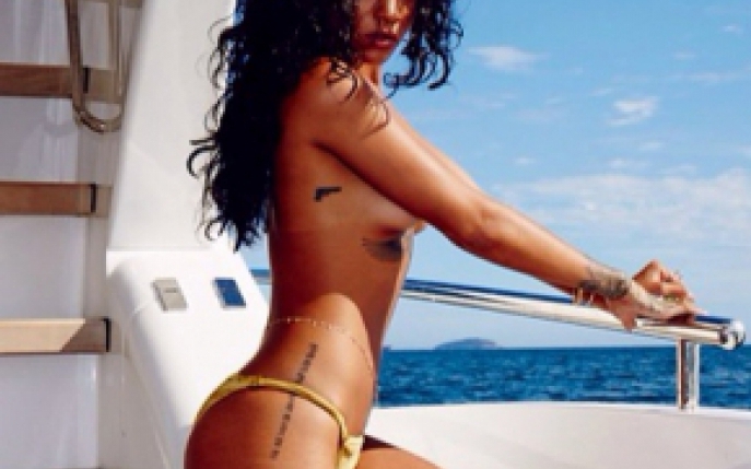 Ce posterior sexy are Rihanna!