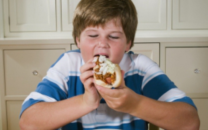 Obezitatea la copii: cum sa o previi