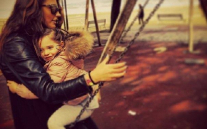 Cea mai frumoasa fotografie cu Antonia si fiica ei
