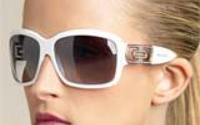 Farmecul ochelarilor de soare