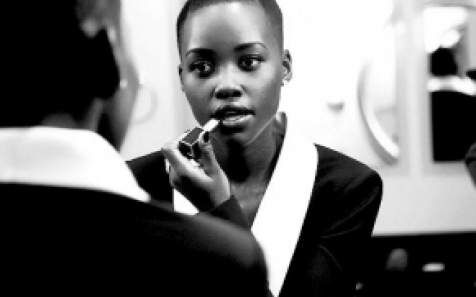 Lupita Nyong`o, noul fashion-icon hollywoodian