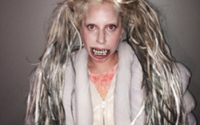 Vezi cea mai stranie imagine cu Lady Gaga!