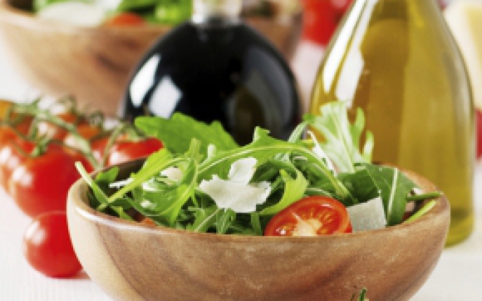 Salata de rucola: Beneficiile consumului acestei plante si prepararea retetei