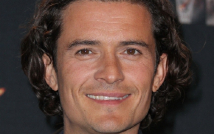 Incredibil! Orlando Bloom si Selena Gomez formeaza un cuplu?!