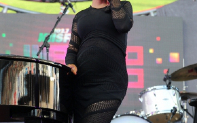Christina Aguilera este o gravida sexy