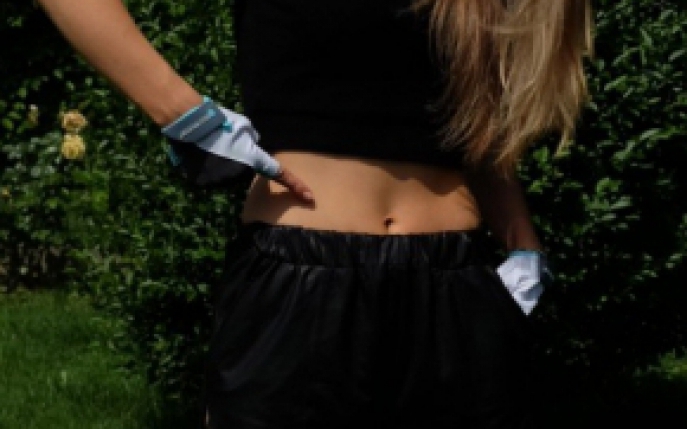 Adela Popescu te invata cum sa obtii un abdomen perfect