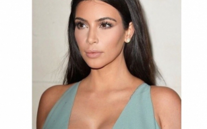 A cheltuit 30.000 de dolari pentru a arata precum Kim Kardashian!