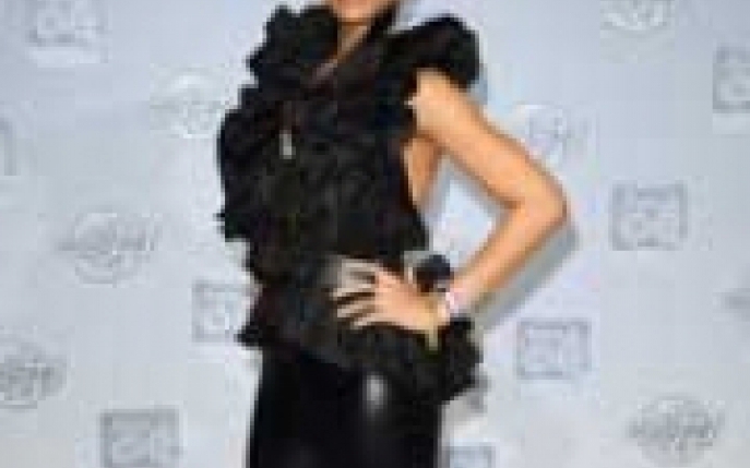 Pantalonii din latex sunt un must have in acest sezon!