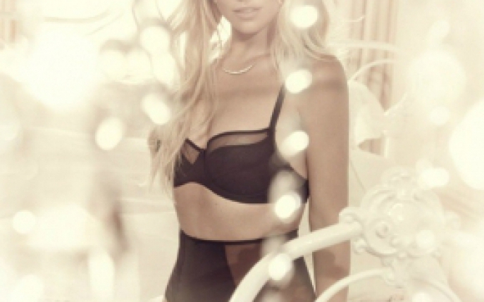 Britney Spears lanseaza o colectie de lenjerie intima