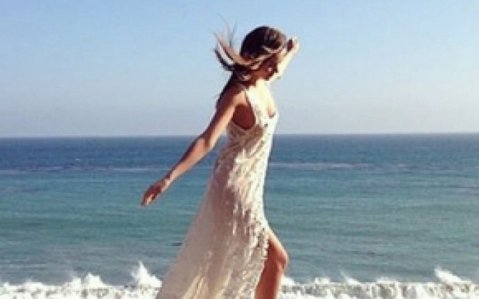 Miranda Kerr si-a cumparat o casa in Malibu! Vezi cum arata!