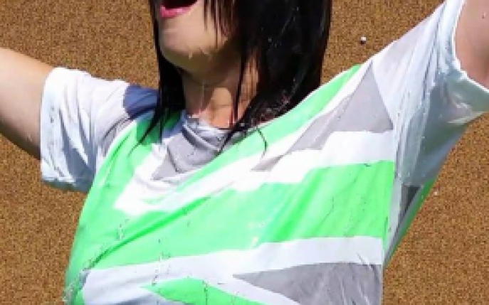 Vedetele din Romania au acceptat provocarea Ice Bucket Challenge
