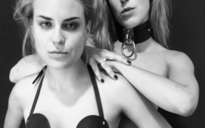 Imagini scandaloase cu fiicele lui Demi Moore!