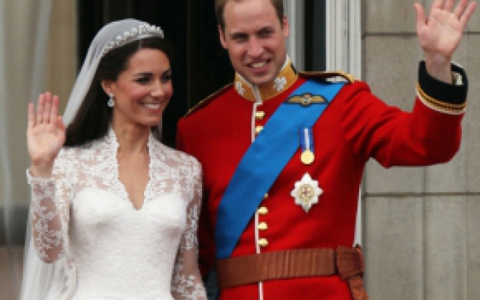 Afla cat valoreaza o felie din tortul de la nunta Printului William si Kate Middleton!
