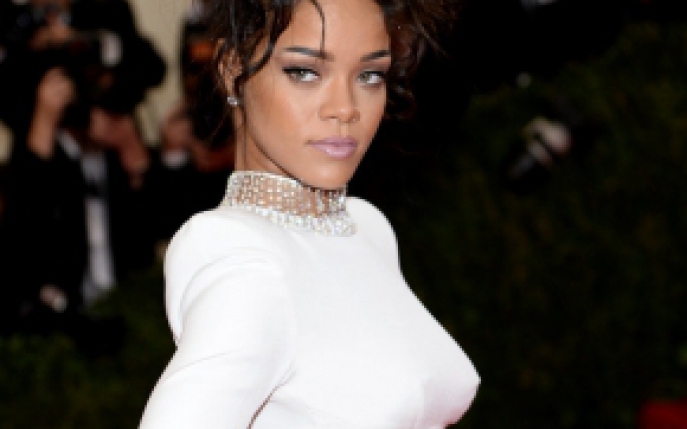 Rihanna si-a recuperat contul de Instagram dupa o pauza de 5 luni! 