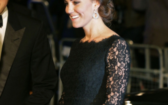 Vezi noile poze cu burtica lui Kate Middleton! 