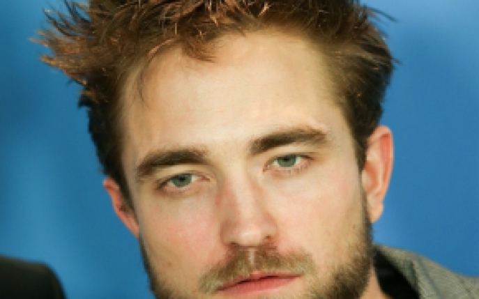 Robert Pattinson este pe punctul de a-si pierde averea! 