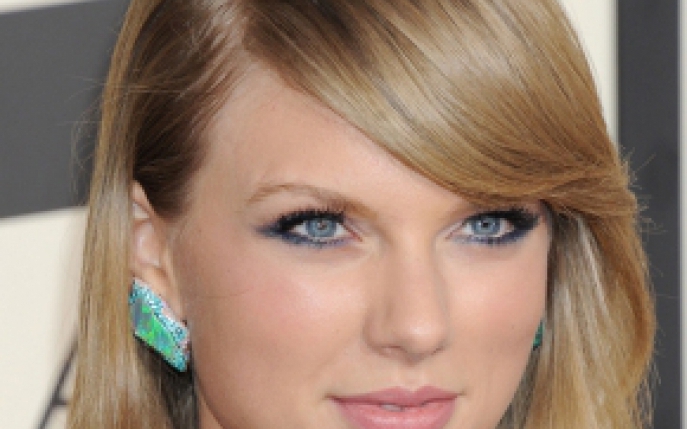 Taylor Swift isi ajuta fanii sa treaca peste deceptiile in dragoste. Afla detaliile!