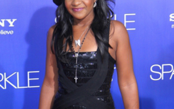 Fiica lui Whitney Houston este din nou in coma. Afla cele mai recente vesti despre starea ei
