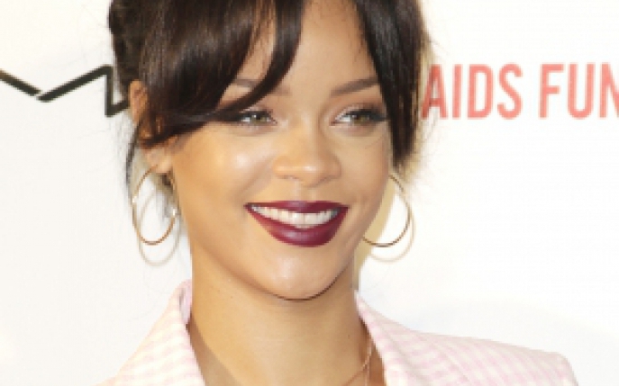 Rihanna este prima femeie de culoare care devine imaginea Dior
