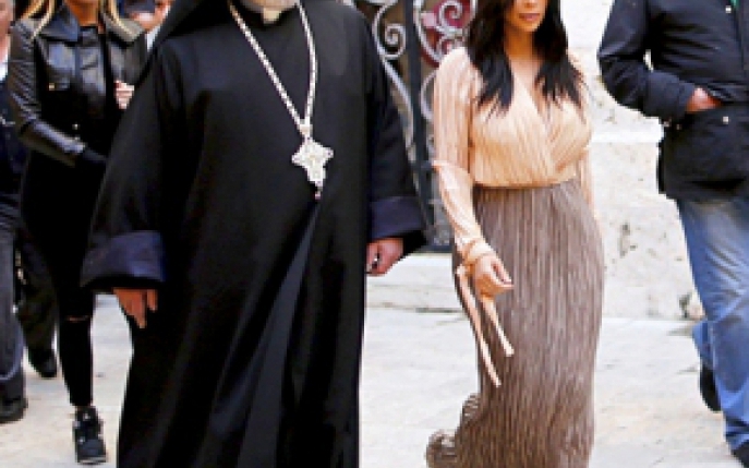 Kim Kardashian si-a botezat fetita la Ierusalim! Afla toate detaliile! 