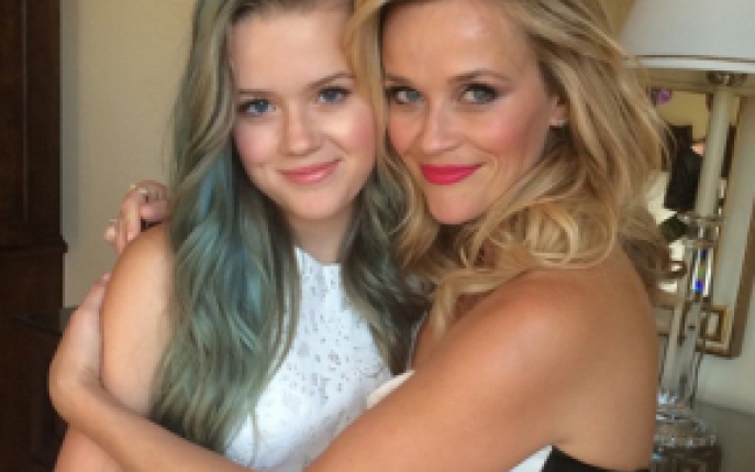Cat de frumoasa este fiica lui Reese Witherspoon! Vezi cat de mult seamana cu mama ei! 