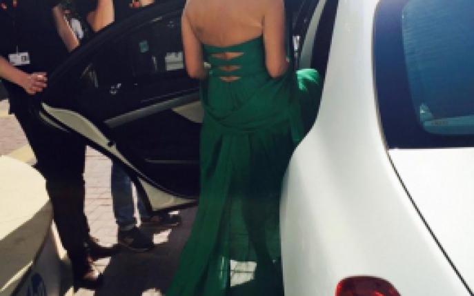 Andreea Esca a atras toate privirile la Cannes. Uite cum s-a imbracat vedeta!