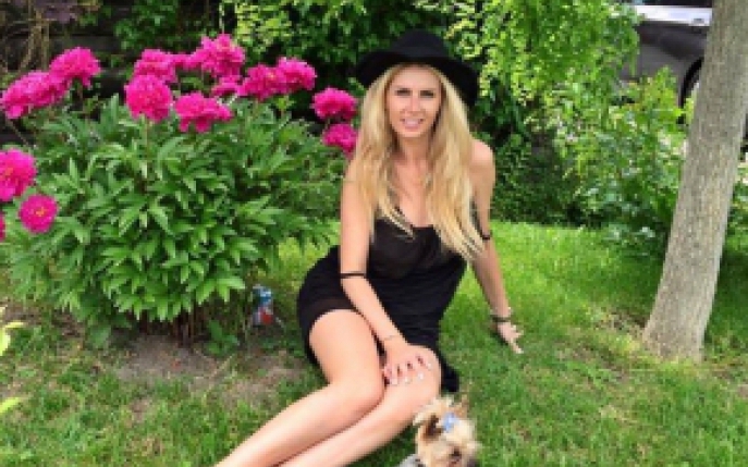 Sexy la 36 de ani: Cat de bine arata Andreea Banica in costum de baie!