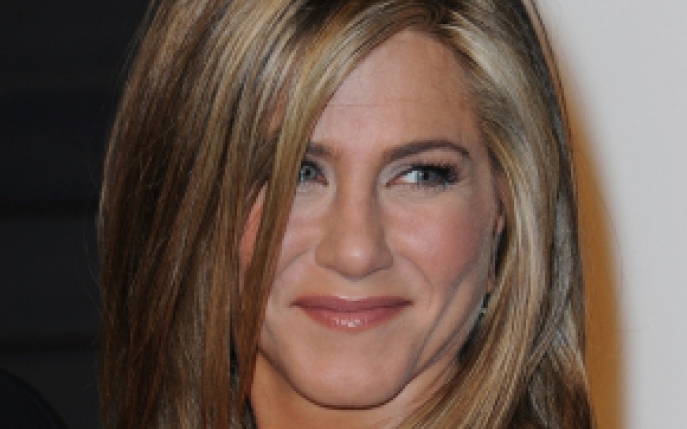 Te intrebi cum reuseste Jennifer Aniston sa arate atat de bine la 46 de ani? Afla!