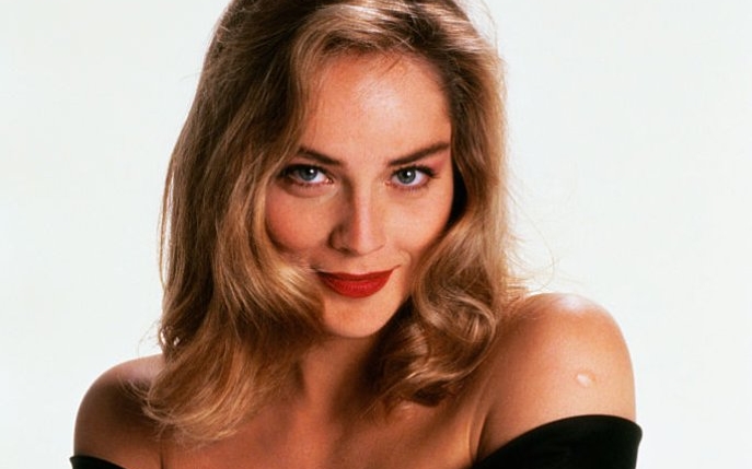 Sharon Stone recunoaste: Barbatii fug de mine!