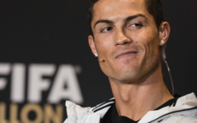 Mama lui Ronaldo a fost retinuta pe aeroport! Afla ce avea in bagajul de mana!