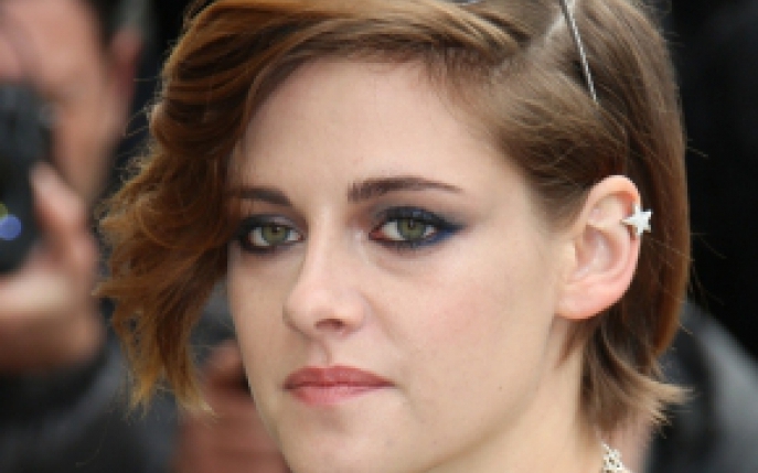 Kristen Stewart este bisexuala! Uite cum arata noua sa iubita! 