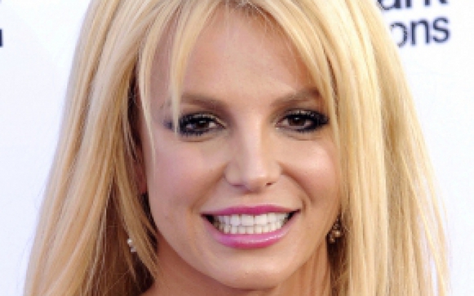 Britney Spears este singura din nou! Uite cum trece peste despartire! 