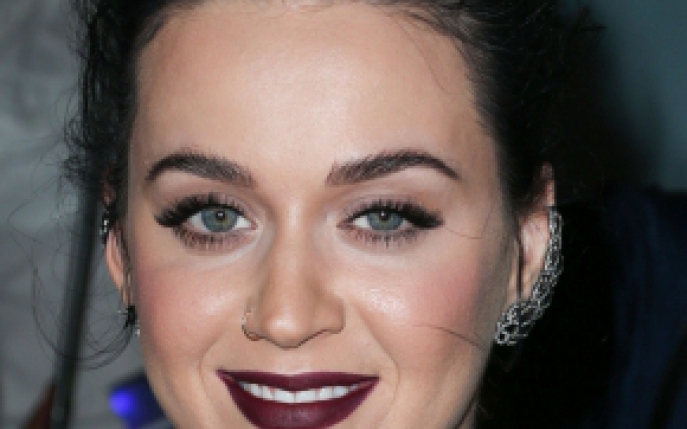 Taylor Swift si Katy Perry sunt in competitie! Afla cine a castigat mai multi bani!