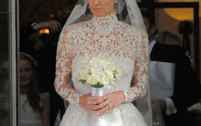 Sora lui Paris Hilton s-a maritat cu unul dintre cei mai bogati barbati din lume!