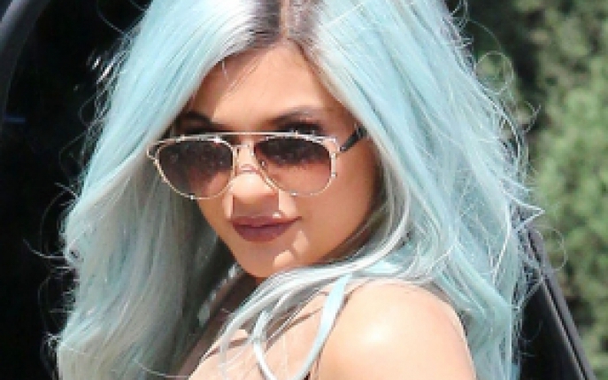 Kylie Jenner si-a schimbat lookul! Uite cum arata in prezent!