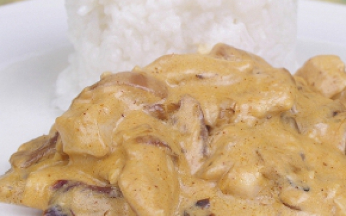 Stroganoff de pui: o reteta delicioasa pentru o cina speciala