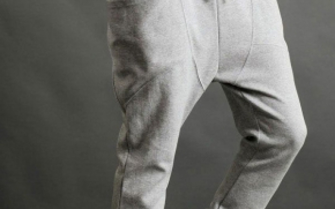 Pantalonii cu tur lasat: se mai poarta?