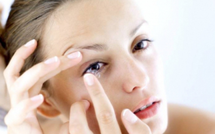 Vrei sa porti lentile de contact? Afla de unde le poti cumpara, fara riscuri! 