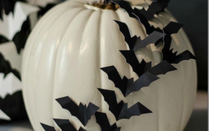 Decoratiuni de Halloween din hartie, panza sau dovleci 