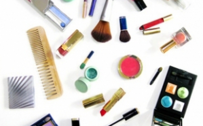 Top 9 produse de make-up preferate de vedete pe care le poti avea si tu!