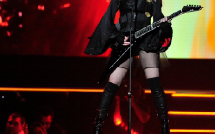 Madonna si-a jignit fanii si a cantat beata! Iata cum raspunde acuzatiilor!