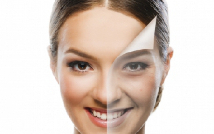 Afla de ce trebuie sa integrezi un peeling enzimatic in rutina ta de frumusete!