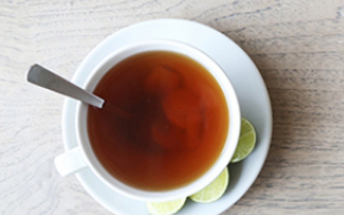 5 probleme de sanatate pe care le poti trata cu ceai de brusture 