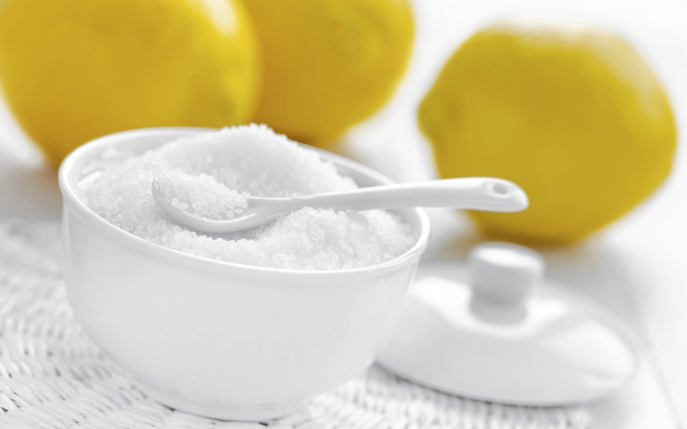 6 moduri ingenioase în care poţi folosi sarea de lămâie